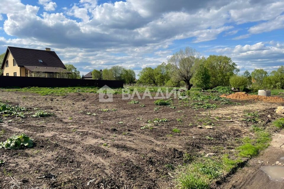 земля р-н Перемышльский с Никольское ул Центральная фото 1