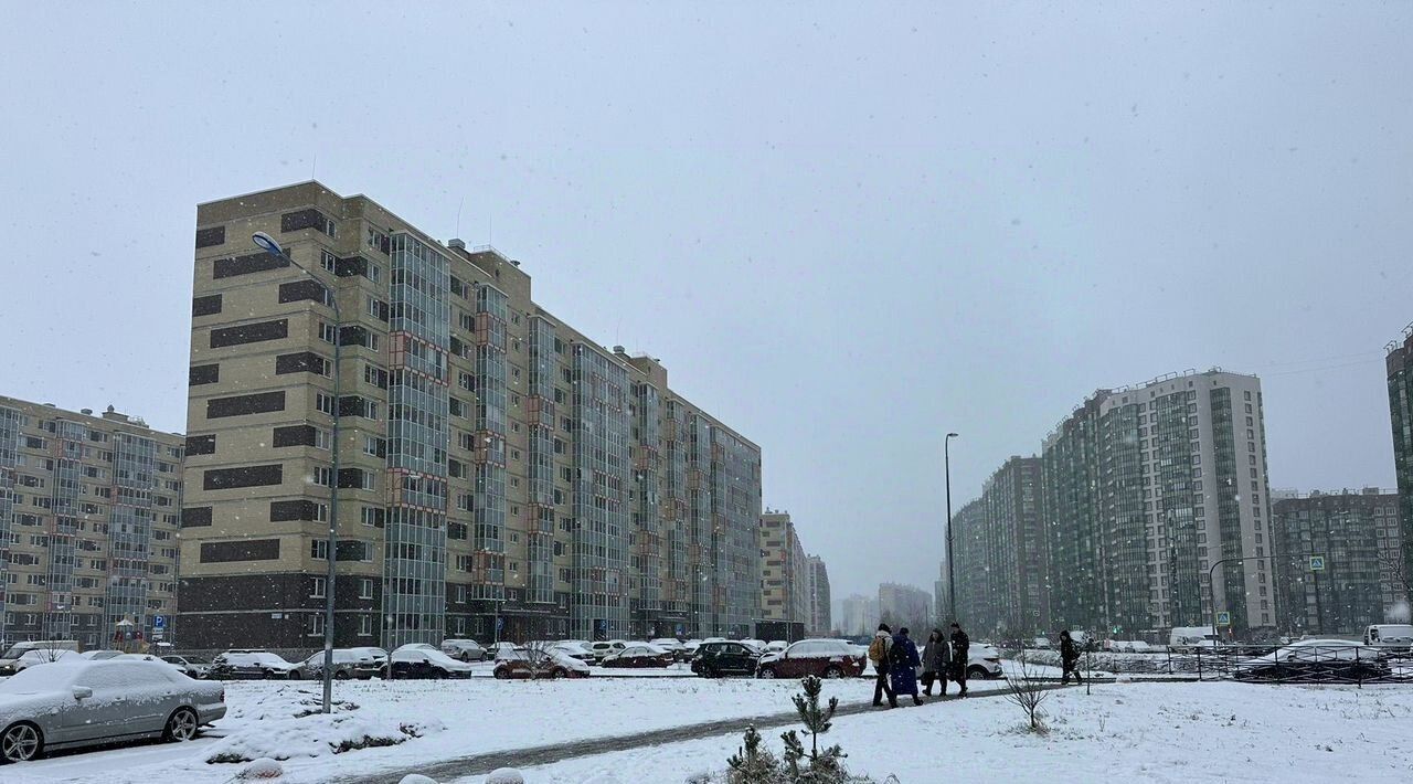 квартира р-н Всеволожский п Бугры б-р Воронцовский 5к/1 фото 1