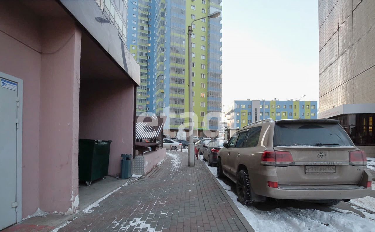 квартира г Красноярск р-н Центральный ул Петра Подзолкова 3а микрорайон «Светлый» фото 18