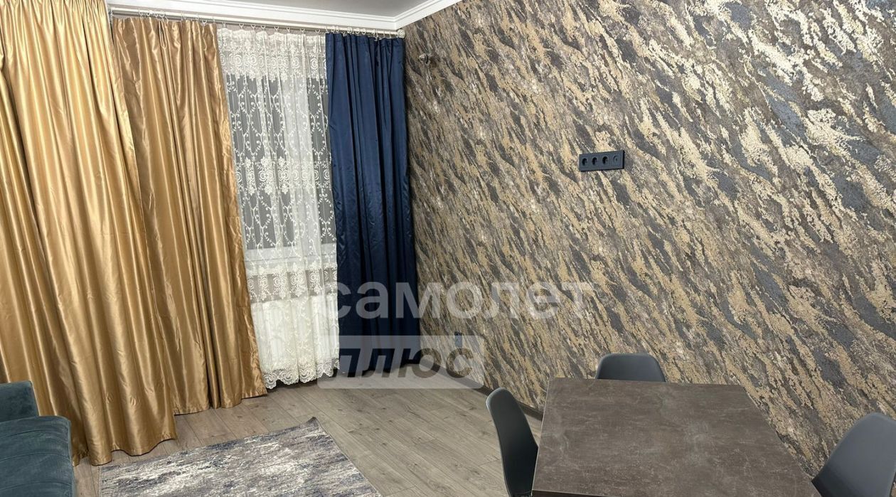 квартира г Краснодар р-н Прикубанский ул им. Мурата Ахеджака 12к/3 фото 3