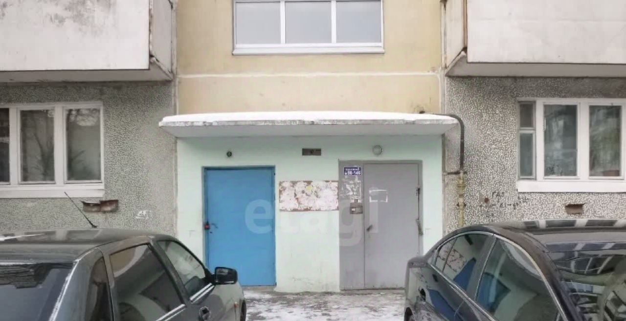 квартира г Омск р-н Центральный ул. 20 лет РККА, 61 фото 5