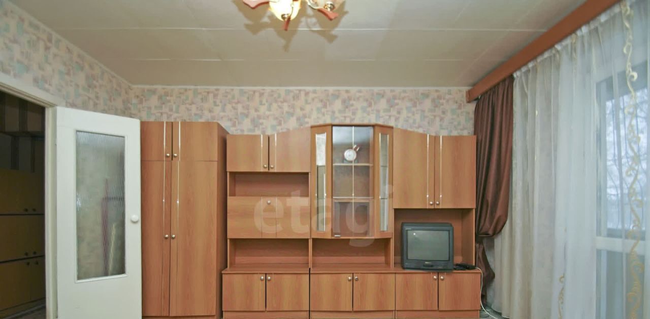 квартира г Омск р-н Центральный ул. 20 лет РККА, 61 фото 11