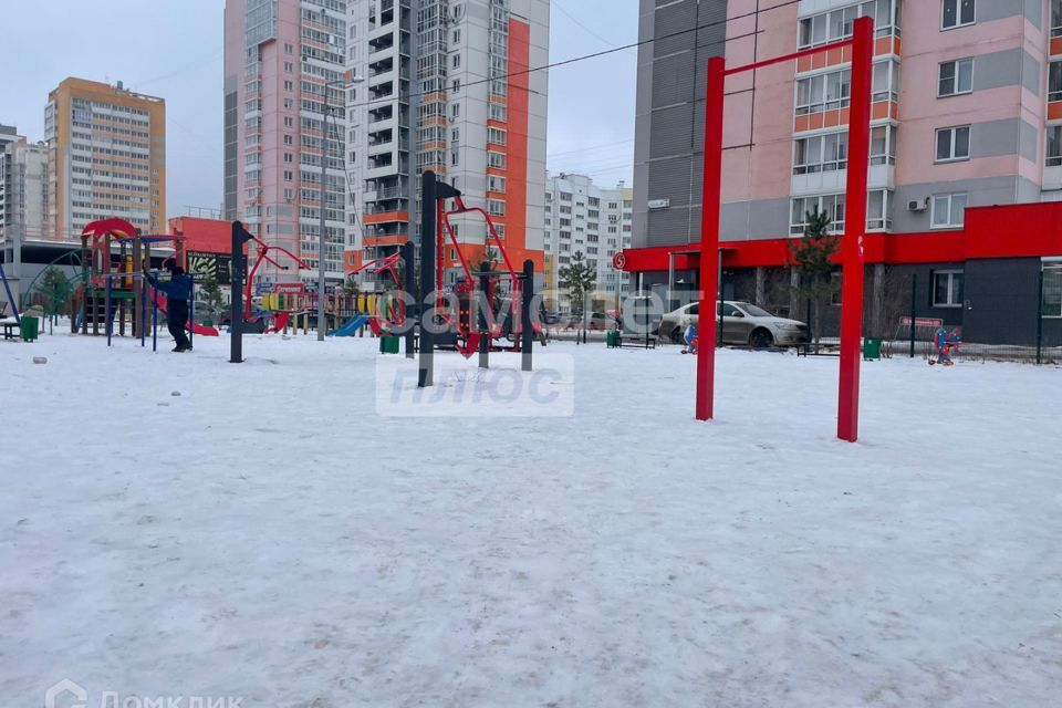 квартира г Челябинск р-н Курчатовский Парковый пр-кт Краснопольский 19б микрорайон «Парковый» Челябинский городской округ фото 1