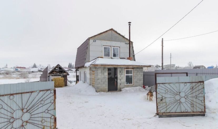 дом р-н Омский п Новоомский Новоомское сельское поселение, ул. Яблоневая аллея, 92 фото 2