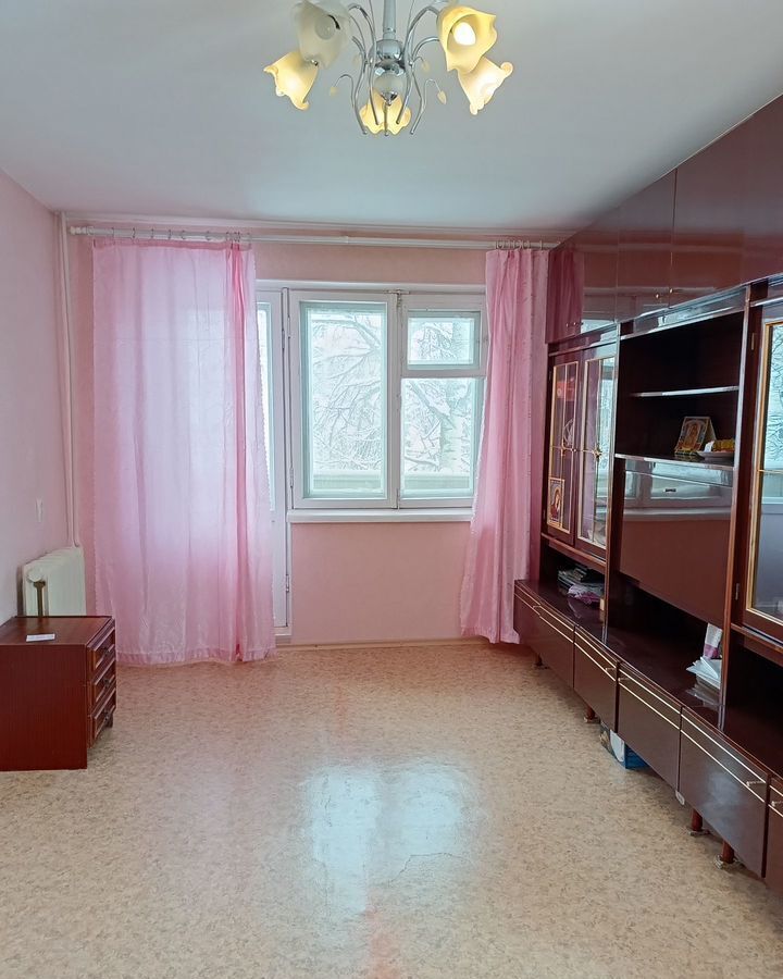 квартира г Саратов р-н Заводской ул им Азина В.М. 35а фото 1