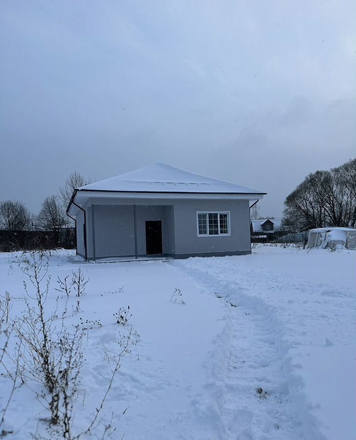 дом городской округ Одинцовский д Хлюпино ул Станционная 27 км, Звенигород, Можайское шоссе фото 1