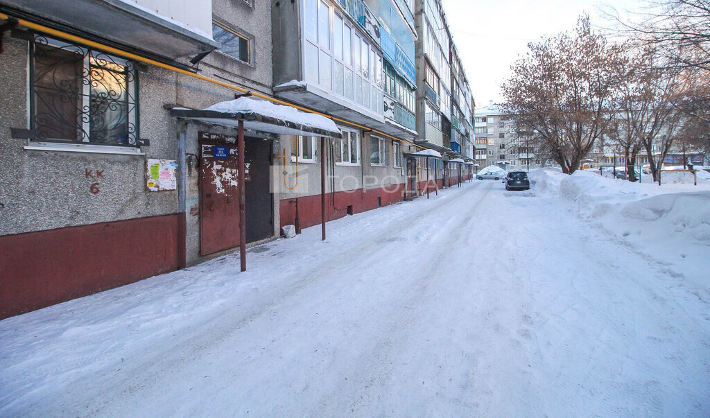 квартира г Барнаул ул Малахова 70/200 фото 4