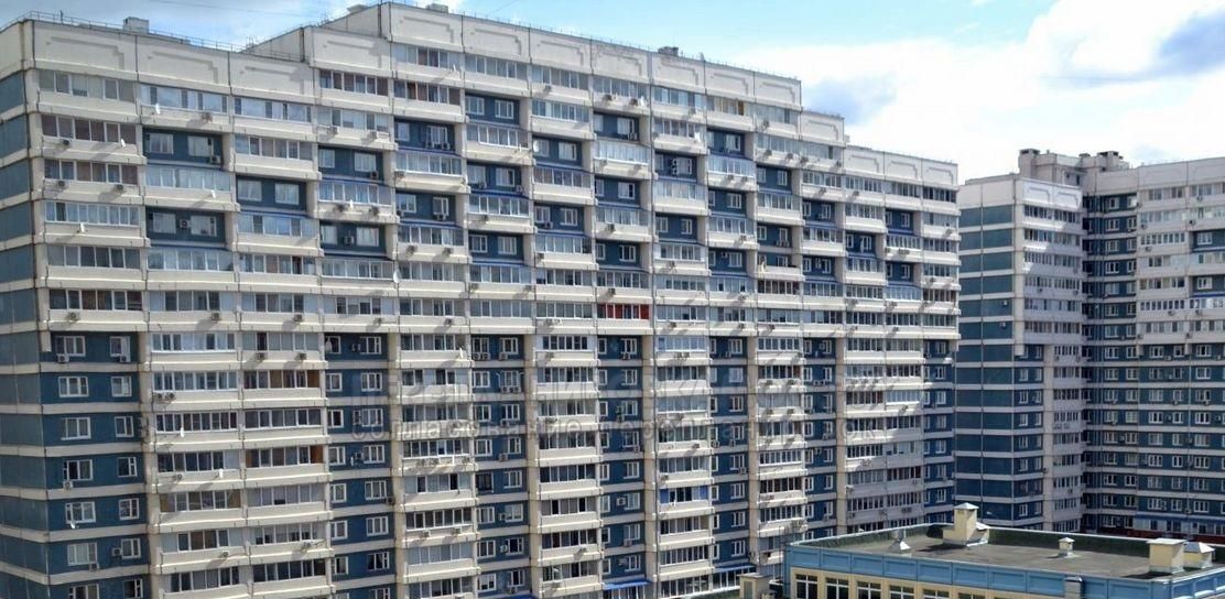 гараж г Москва метро Раменки пр-кт Мичуринский 19к/3 фото 3