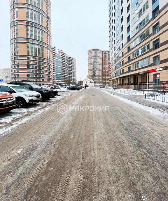 квартира г Санкт-Петербург метро Пионерская пр-кт Коломяжский 9к/2 округ Комендантский аэродром фото 18