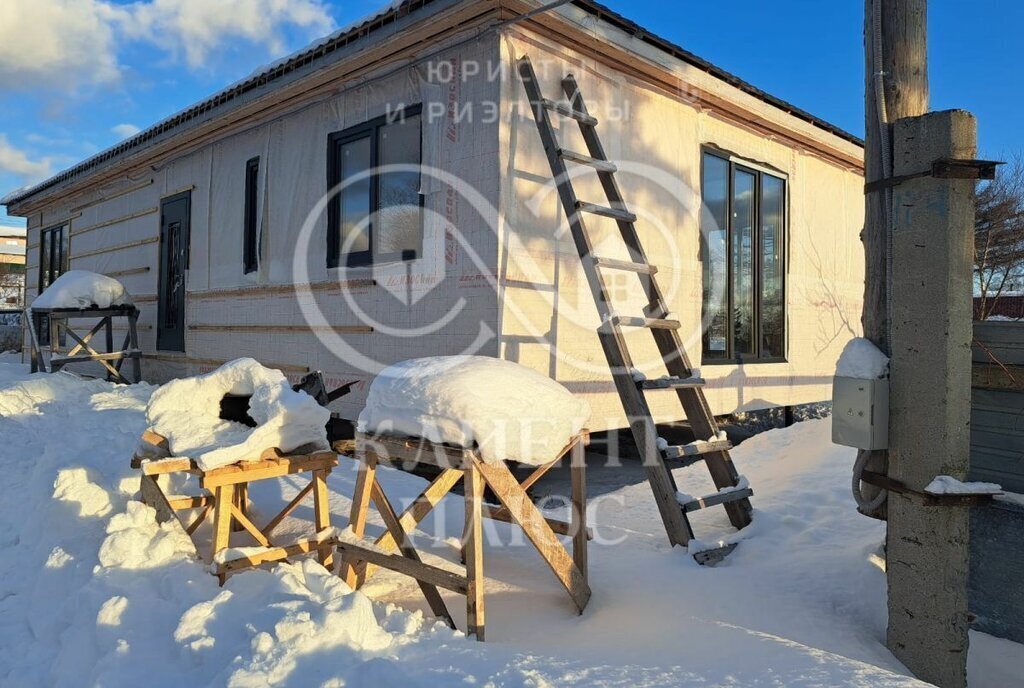 дом р-н Корсаковский фото 1