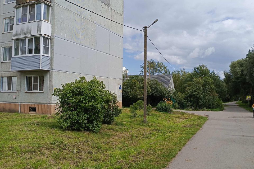 квартира Великий Новгород городской округ, Волховский, Дачная, 7 фото 1