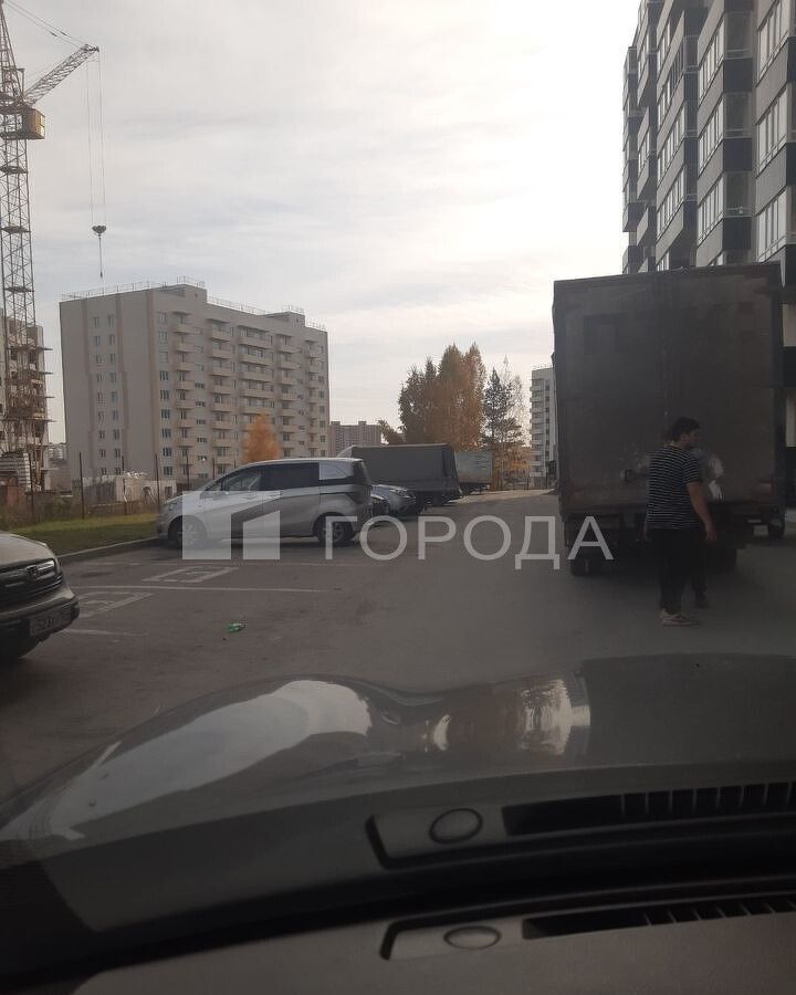 квартира г Новосибирск р-н Октябрьский Золотая Нива ул В.Высоцкого 143/11 Плющихинский фото 3