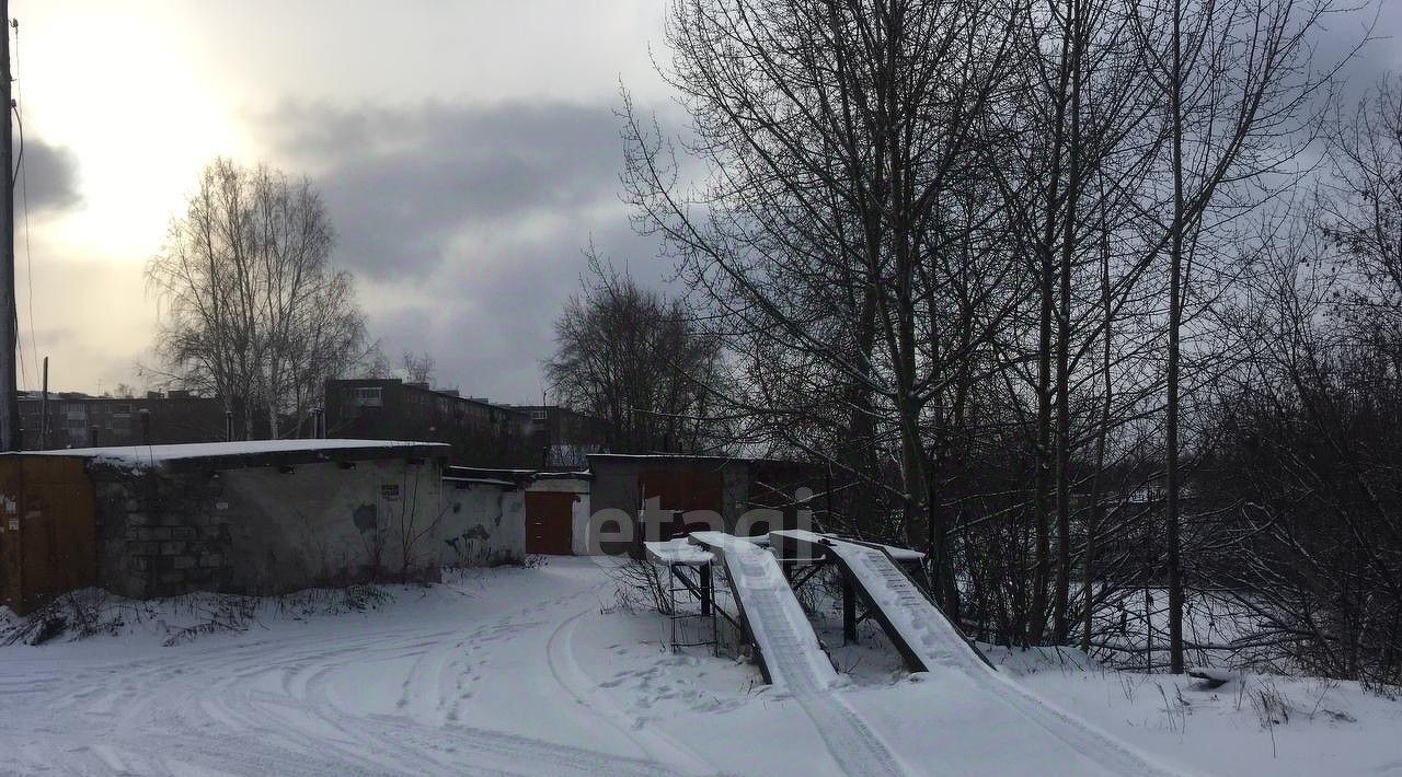 гараж г Нижний Тагил р-н Ленинский ул Лебяжинская фото 4