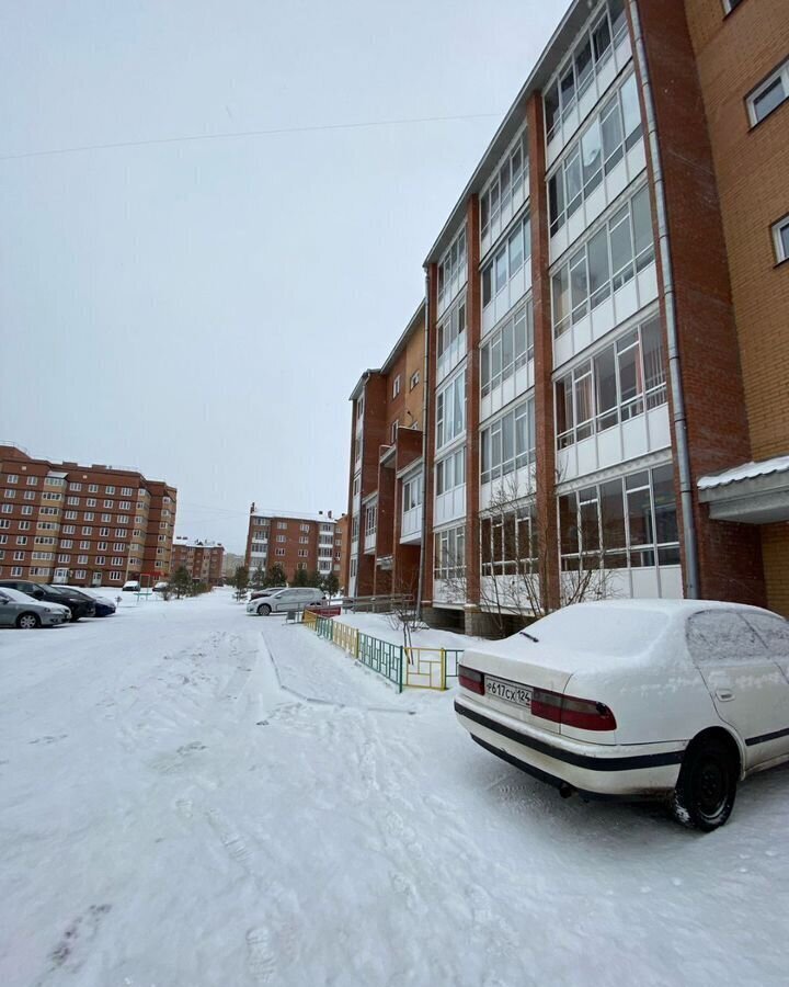 квартира г Сосновоборск ул Юности 49 фото 1