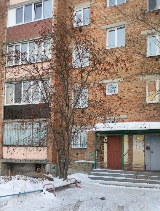 квартира г Омск р-н Кировский ул Мельничная 89к/3 фото 11