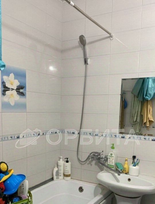 квартира г Тюмень р-н Ленинский ул Верхнетарманская 1 фото 4
