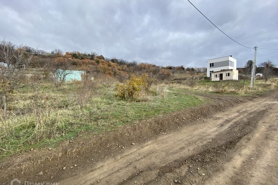 земля Алушта городской округ, с. Лучистое фото 2