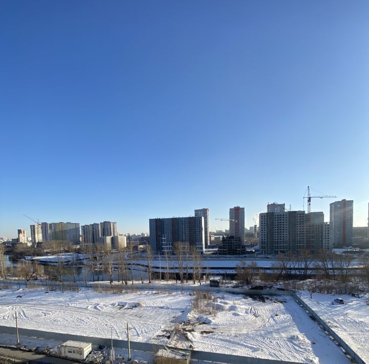 квартира г Челябинск р-н Калининский ул Братьев Кашириных 87а фото 16