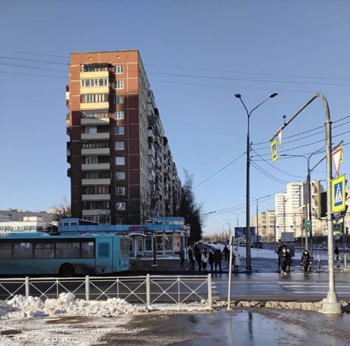 квартира г Санкт-Петербург метро Ладожская пр-кт Наставников 40к/1 округ Пороховые фото 1