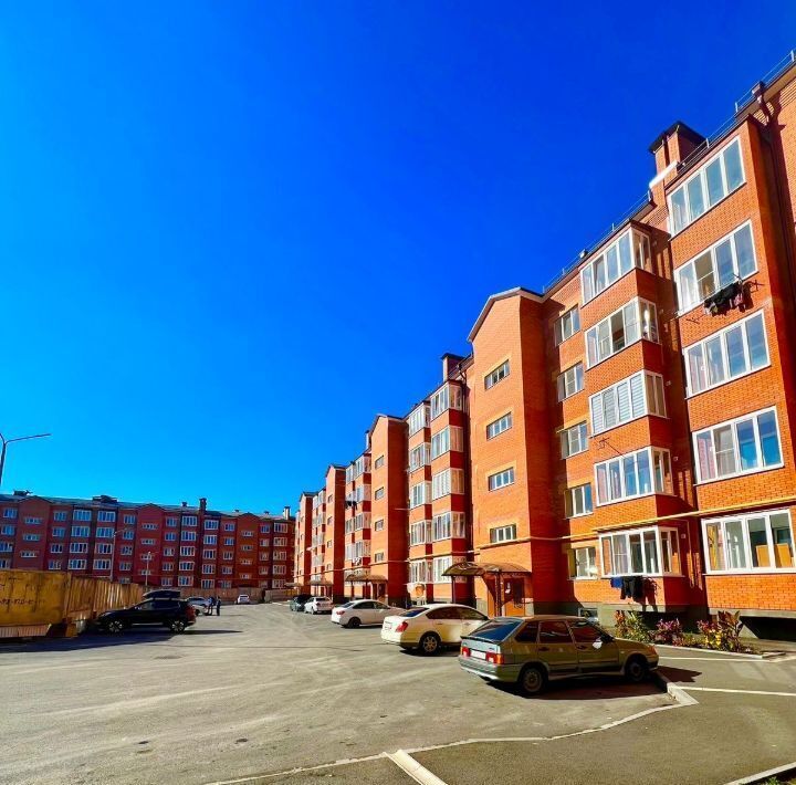 квартира г Владикавказ ул Хадарцева 39к/2 фото 2