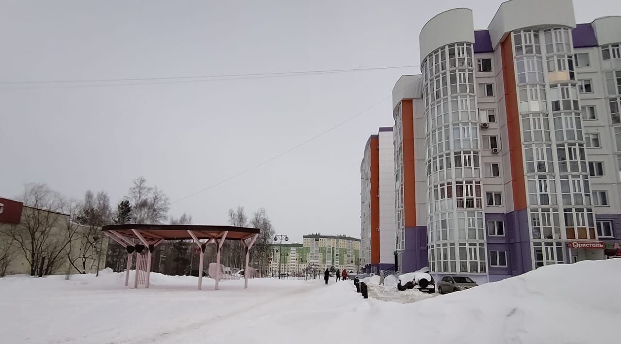 квартира г Нижневартовск ул 60 лет Октября 27 фото 2