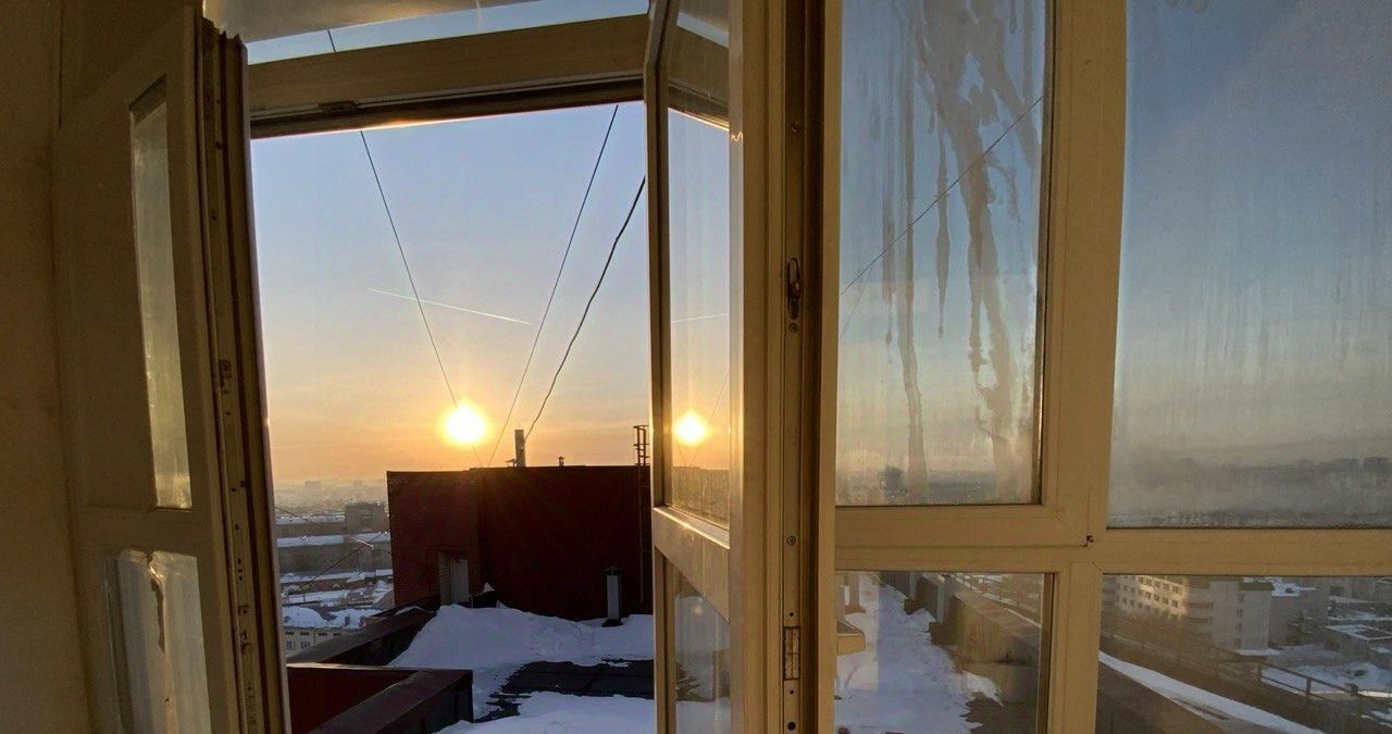 квартира г Барнаул р-н Октябрьский ул Пионеров 1 фото 2