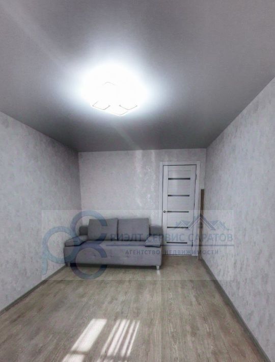 квартира г Саратов р-н Волжский ул Усть-Курдюмская 7г фото 6