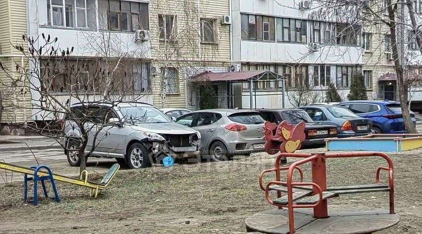 квартира г Волгоград р-н Дзержинский мкр Жилгородок ул Танкистов 3а фото 25