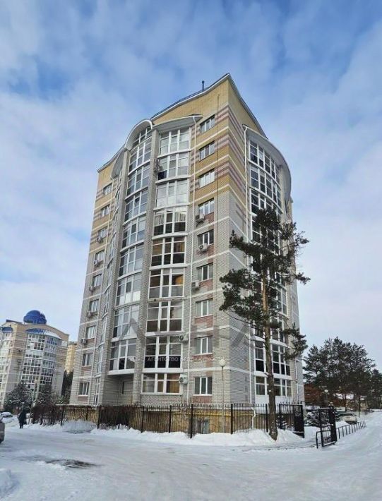 офис г Набережные Челны р-н Центральный пр-кт Чулман 71е фото 1