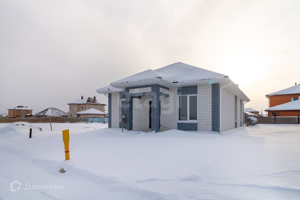 дом г Тюмень ул Комаровская Тюмень городской округ фото 1