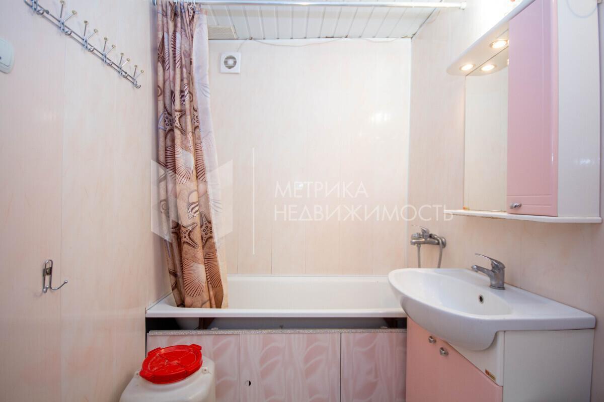 квартира г Тюмень ул Малышева 24 фото 17