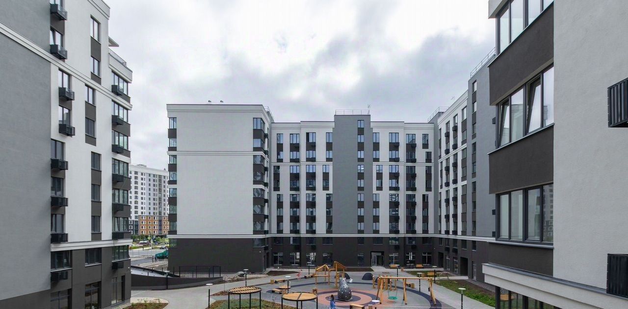 квартира г Тюмень р-н Центральный ул Братьев Бондаревых 1 ЖК «Life Residence квартал и парк» Центральный административный округ фото 1