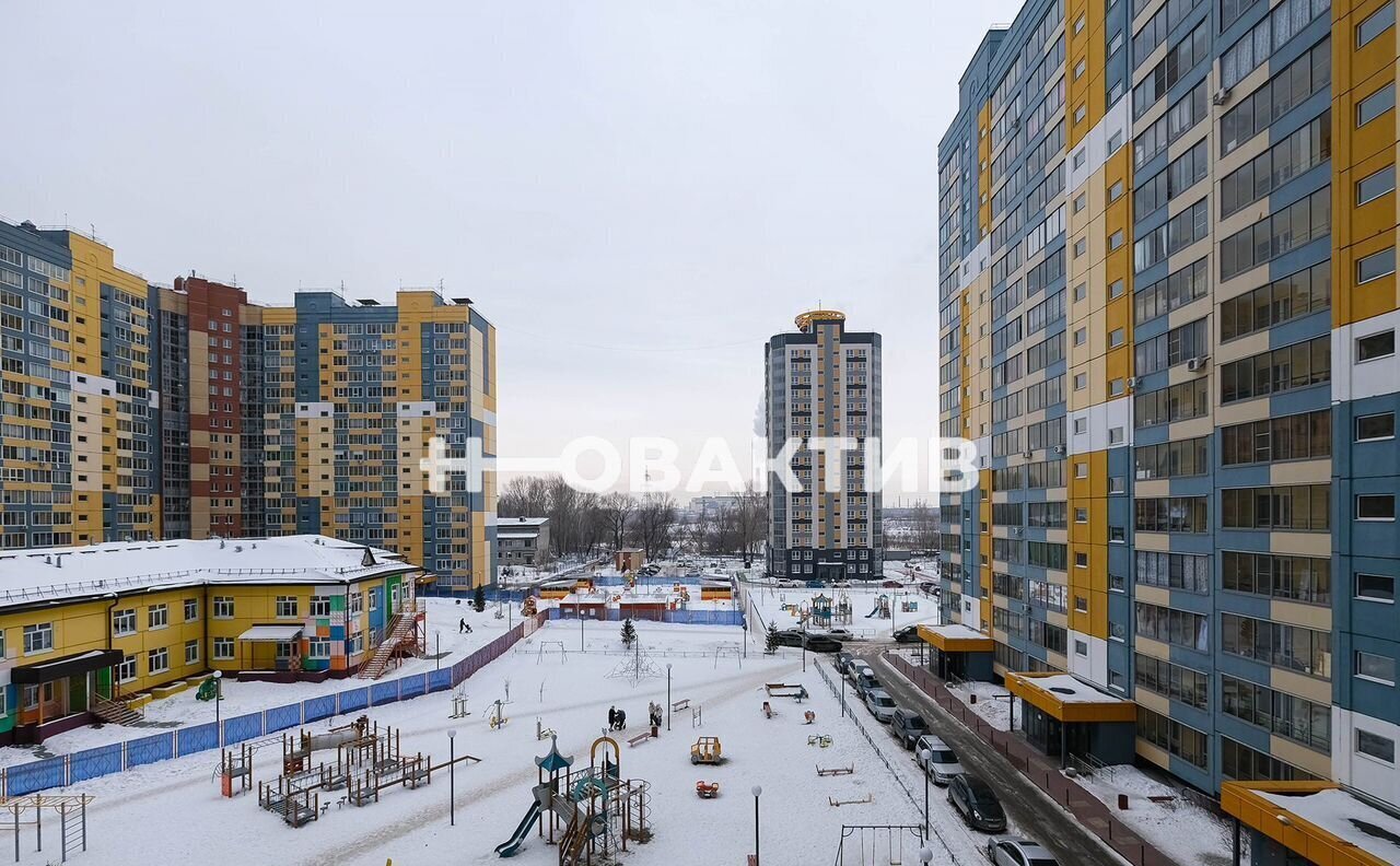 квартира г Новосибирск метро Площадь Гарина-Михайловского ул Междуреченская 3/1 фото 16