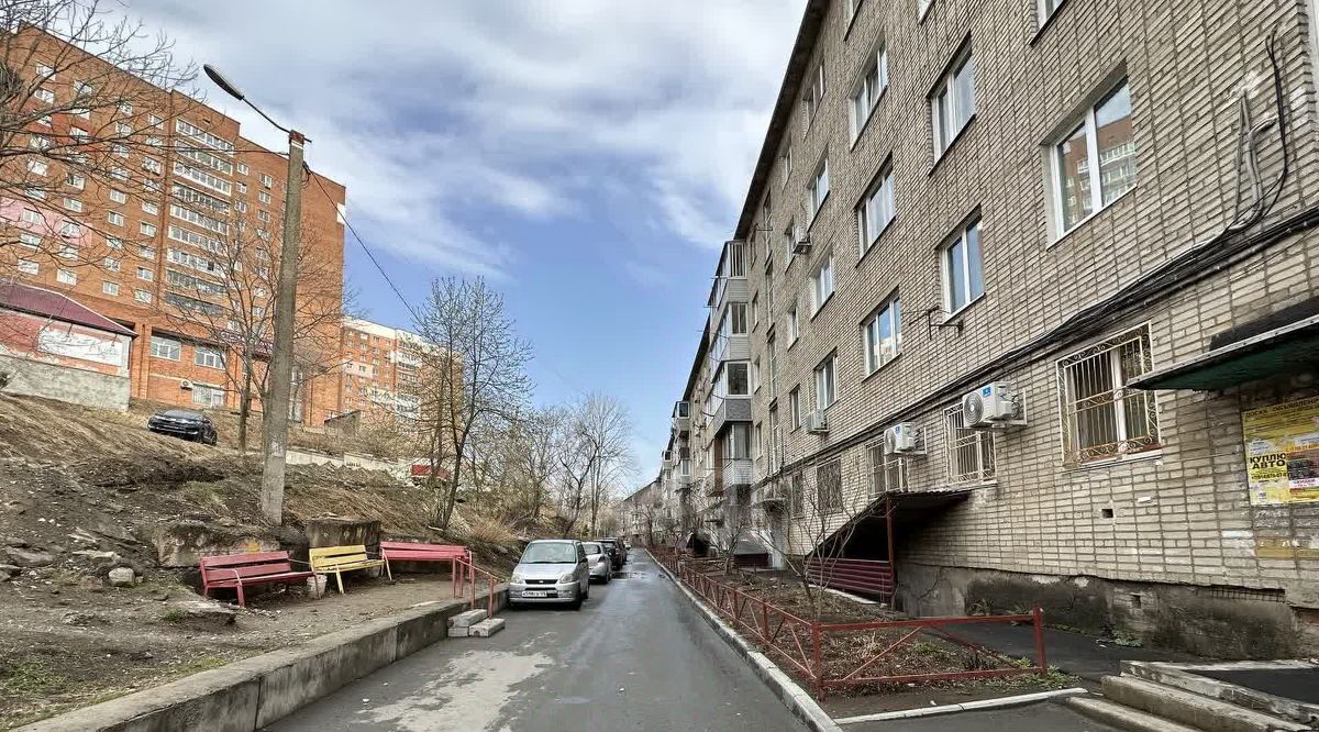 квартира г Владивосток р-н Первомайский ул Гризодубовой 55 фото 23