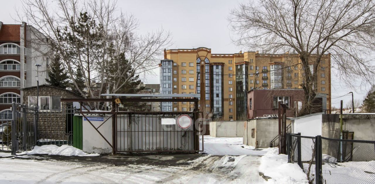гараж г Тюмень р-н Ленинский ул Севастопольская 8 фото 13