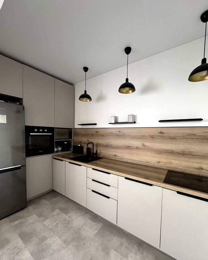 квартира г Иркутск р-н Октябрьский ул Семена Лагоды 4/1 фото 2