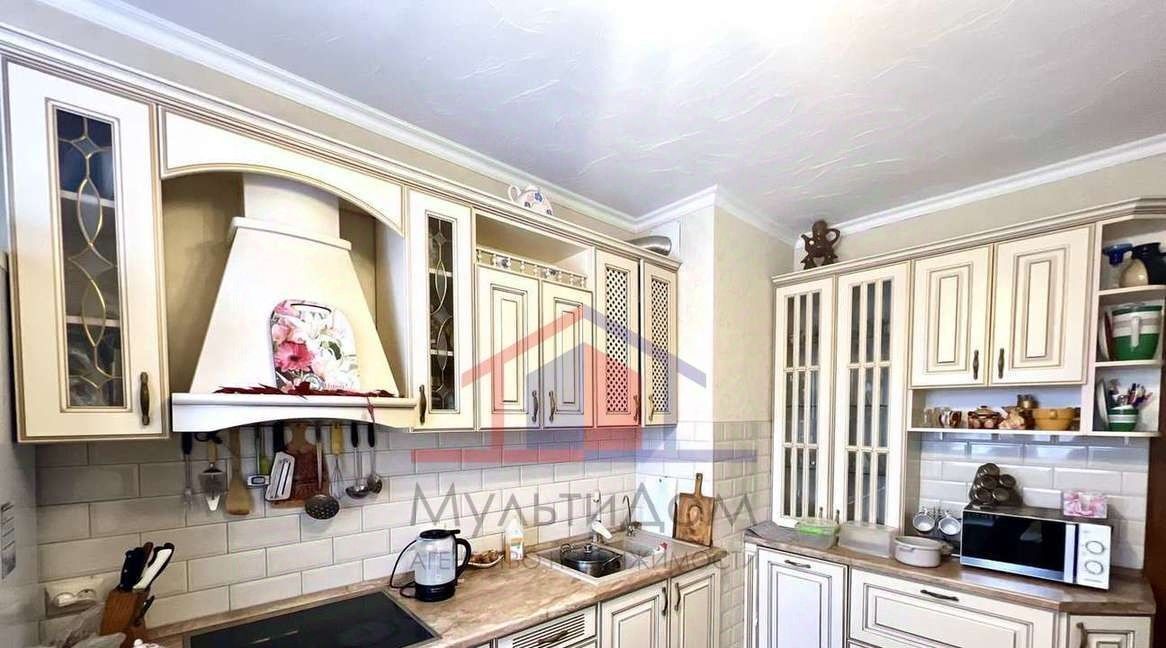 квартира г Старый Оскол Лесной микрорайон 13 фото 1
