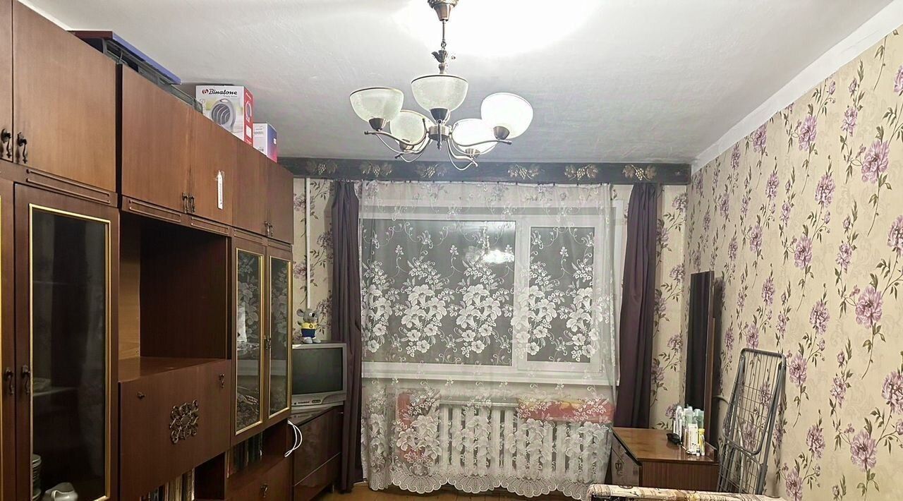 квартира г Пермь р-н Дзержинский ул Голева 17 фото 2