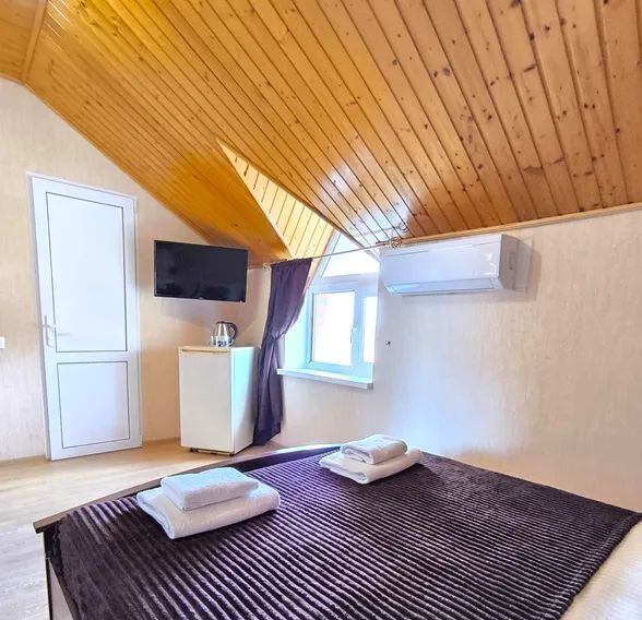 комната г Геленджик с Дивноморское ул Ленина 63а фото 7