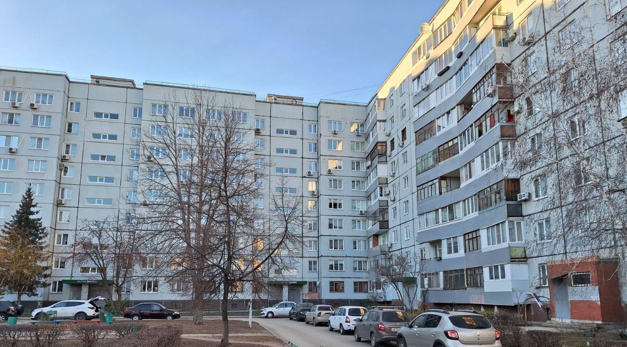 квартира г Тольятти р-н Автозаводский ул Автостроителей 53 фото 2