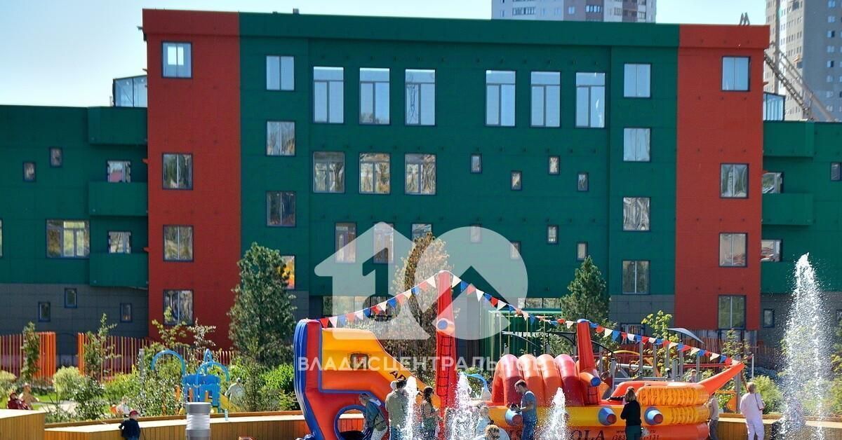 квартира г Новосибирск Октябрьская ул Лескова 25 фото 1