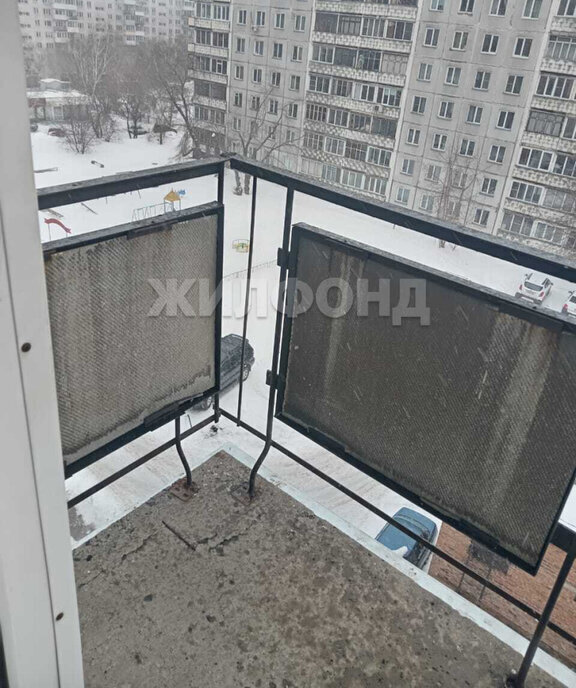 квартира г Новосибирск Берёзовая роща ул Кошурникова 18 фото 12