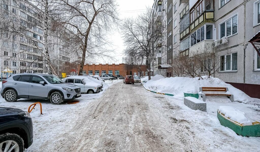 квартира г Новосибирск Берёзовая роща ул Кошурникова 18 фото 17