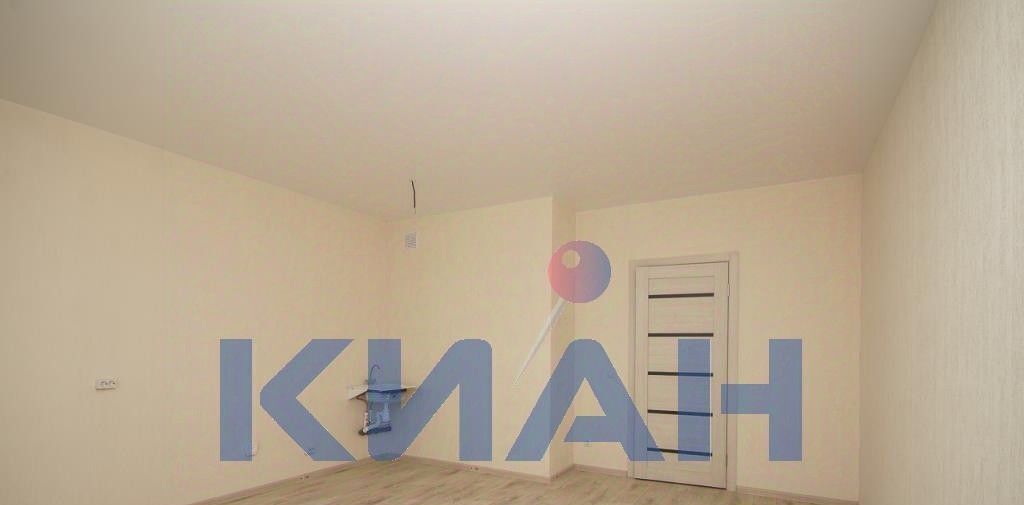 квартира г Красноярск р-н Советский ул Петра Подзолкова 20 фото 2