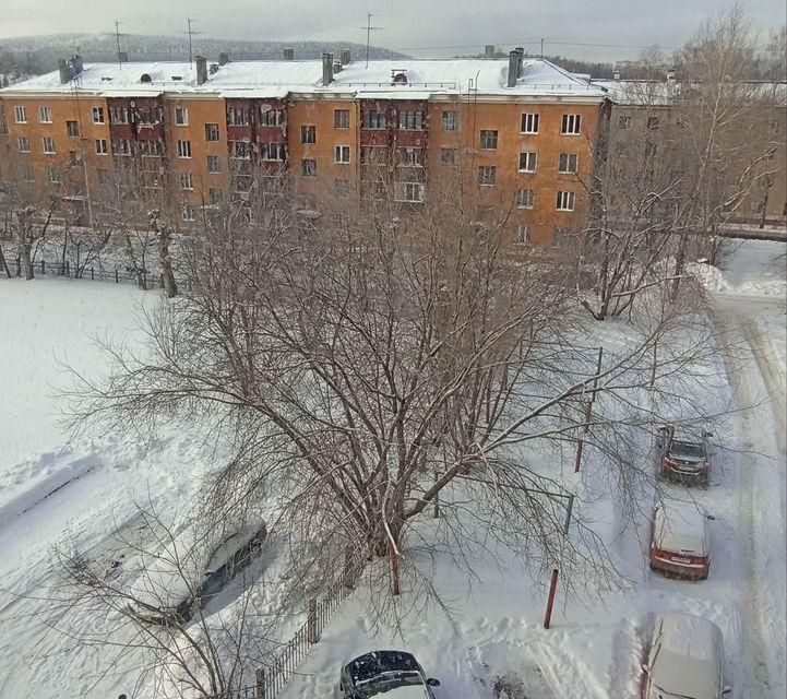 квартира г Новоуральск ул Льва Толстого 16а Новоуральский городской округ фото 2