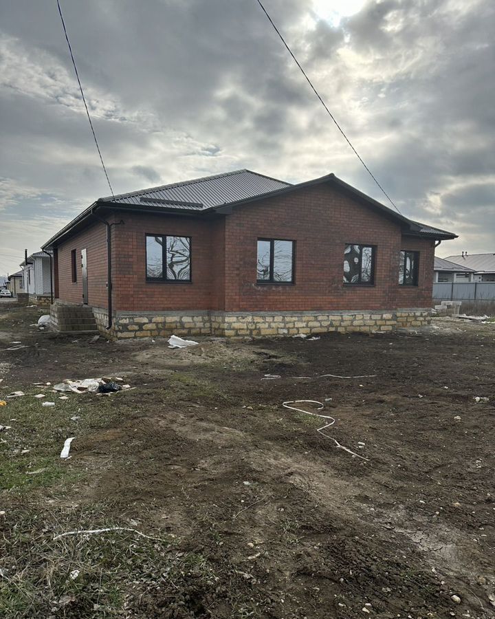 дом р-н Шпаковский г Михайловск ул Ишкова 384 фото 1
