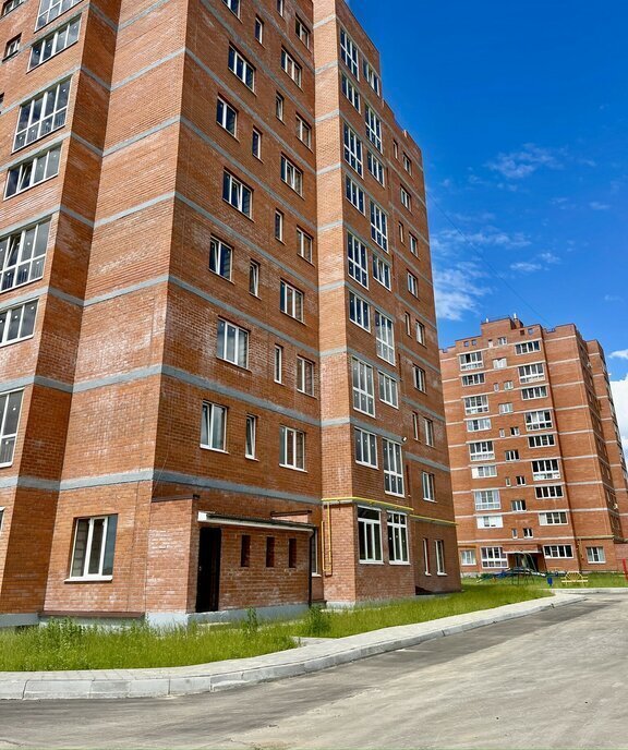 квартира г Калуга ул Азаровская 40к/4 фото 11