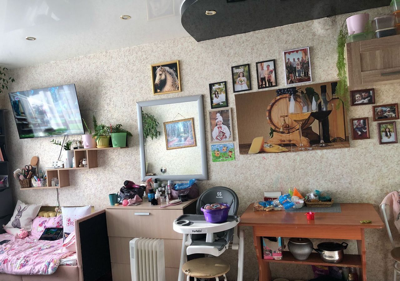 комната г Ялуторовск ул Свободы 174 фото 2