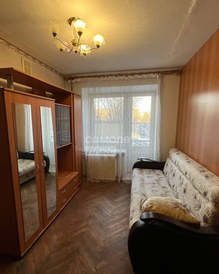 комната г Тольятти р-н Автозаводский ул Революционная 7к/2 фото 1