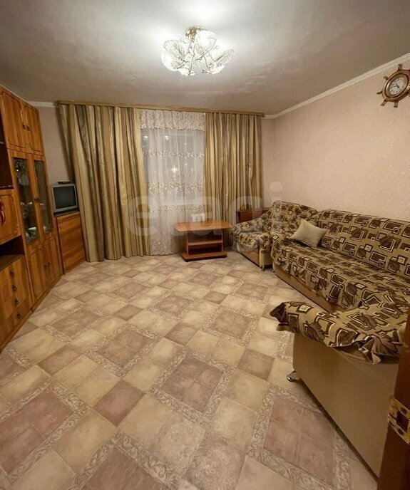 квартира г Тобольск р-н мкр 9 34А фото 3